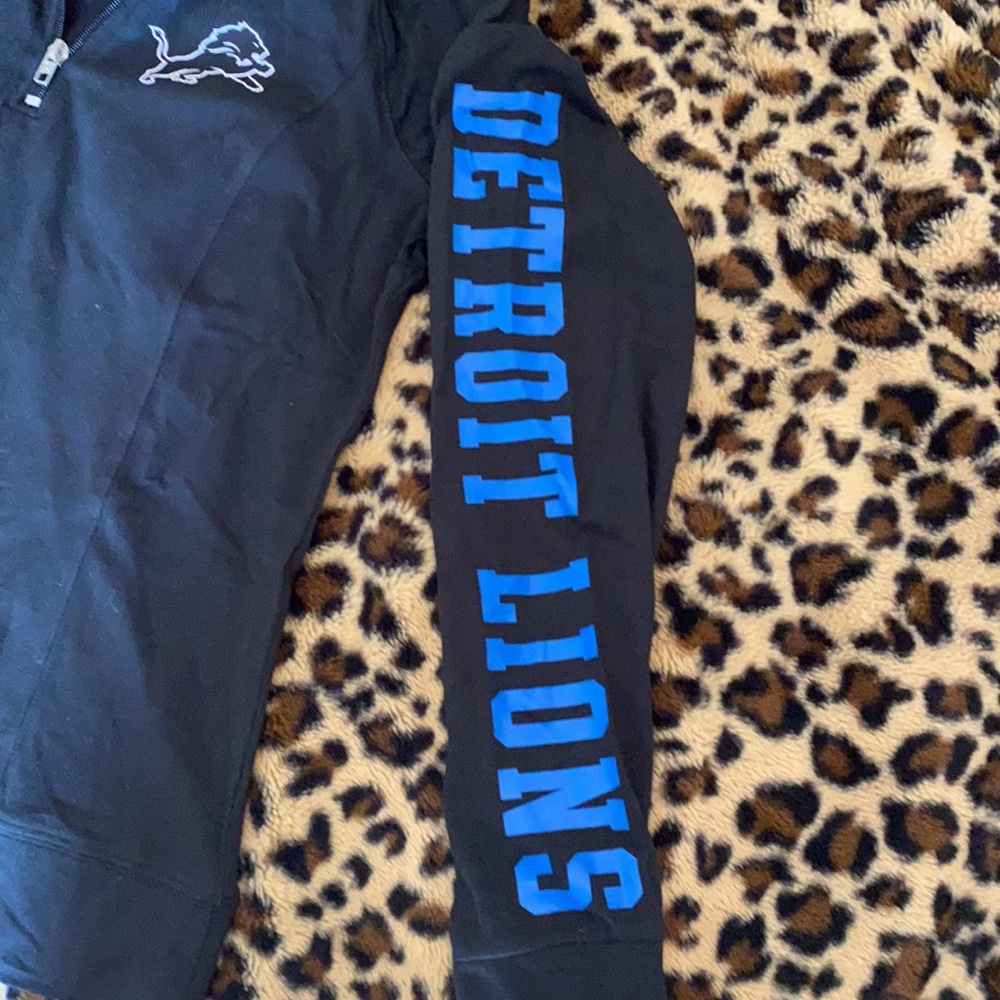 Women's PINK Detriot Lions Quarter-Zip Pullover - Picture 2 of 5